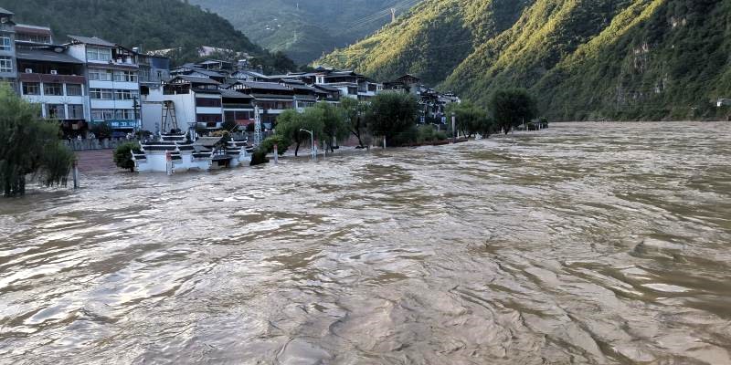 水电设计院积极参加陇南抗洪抢险